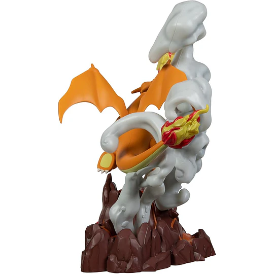 Estatua Charizard DELUXE LIGHT FX